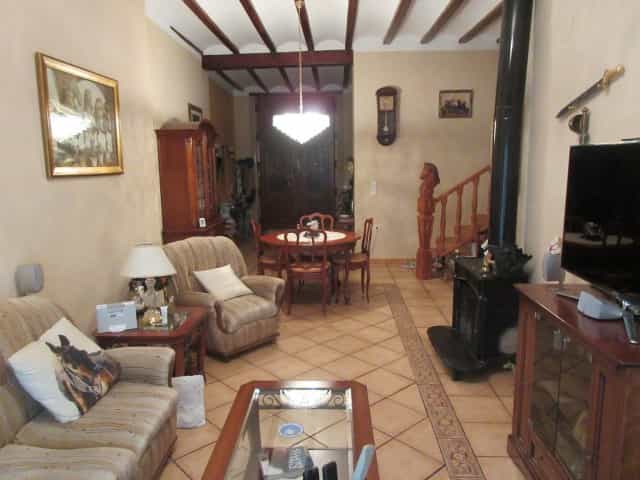 Casa nel Villalonga, Valenza 10070771