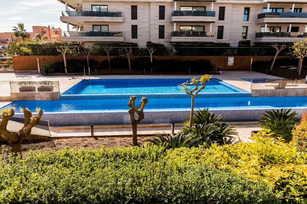 Condominium in Ibiza, Balearic Islands 10070834