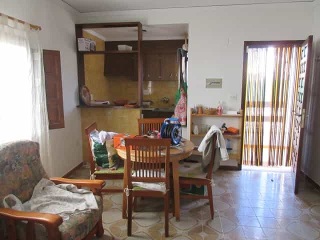 rumah dalam Oliva, Valencia 10070856