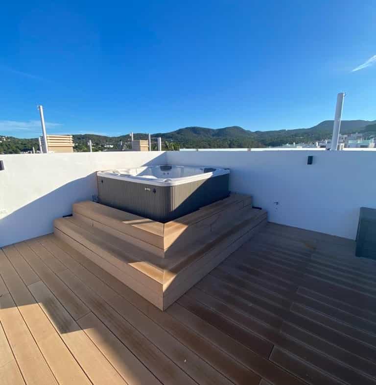 жилой дом в Cala Tarida, Ibiza 10070864