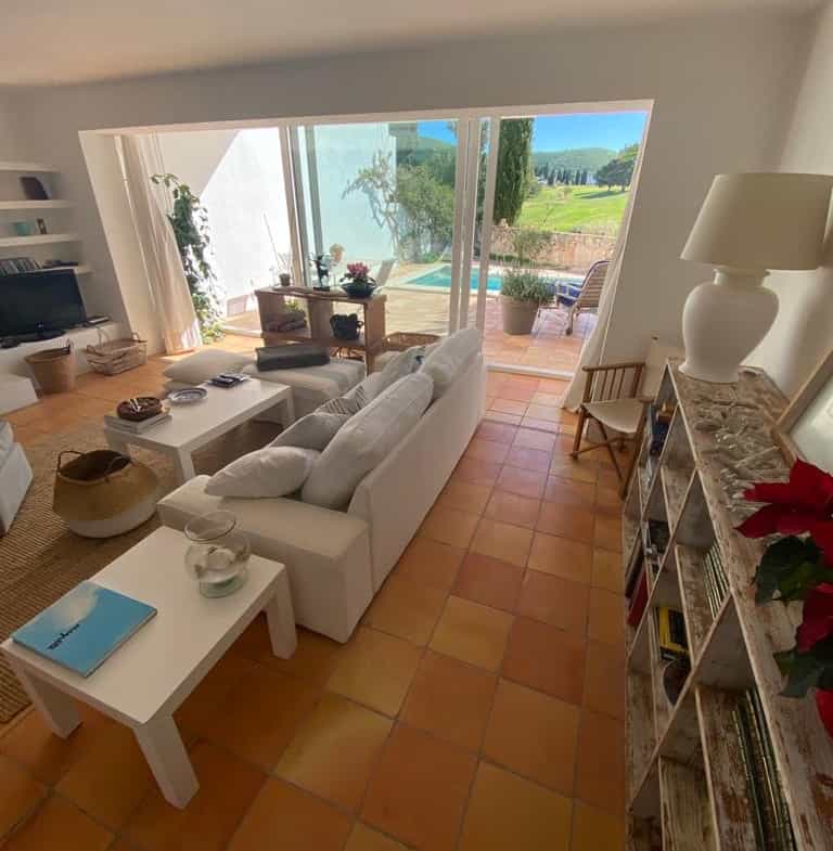 Eigentumswohnung im Santa Eulalia, Ibiza 10070874