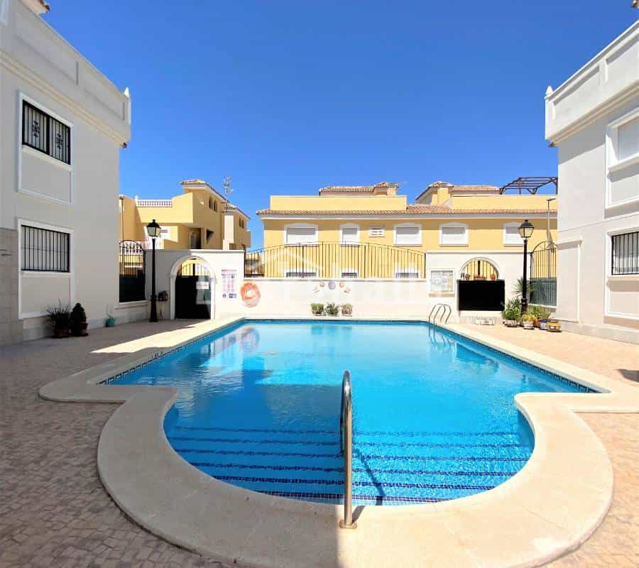 Condominium in Formentera el Segura,  10070892