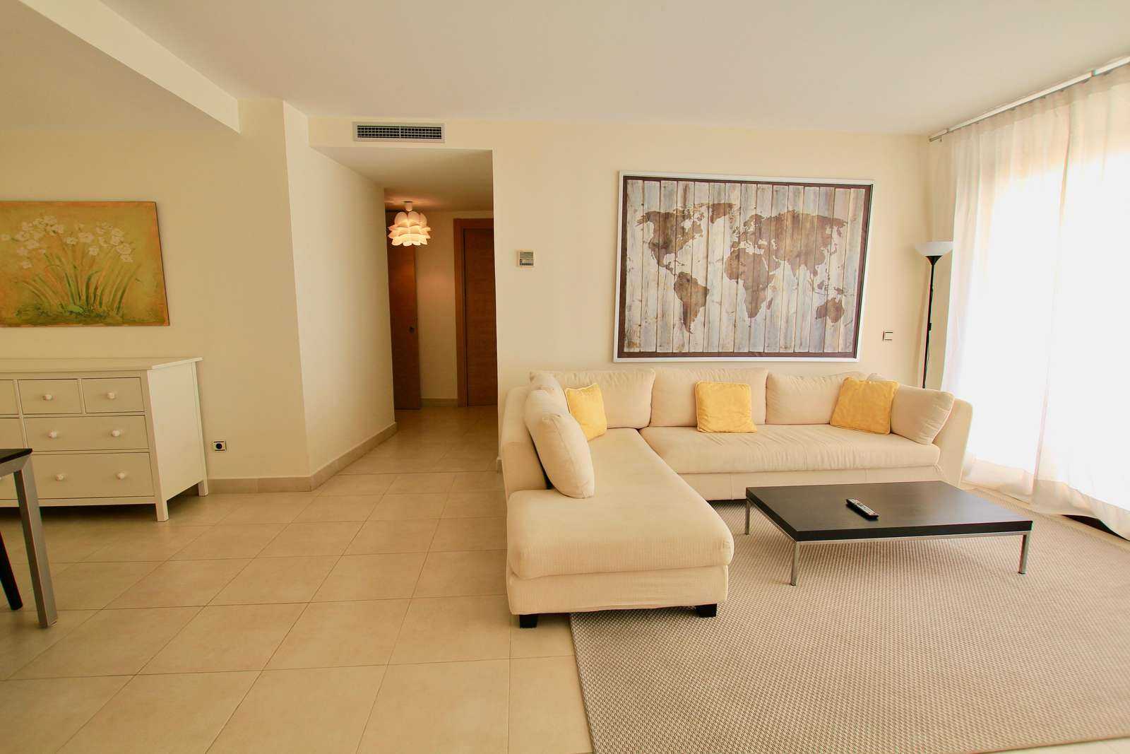 Condominium in Ojen, Andalusia 10071126