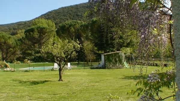Tanah dalam Beziers, Languedoc-Roussillon 10071392