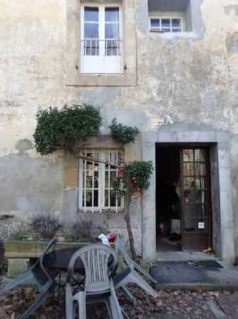 Andere im Narbonne, Languedoc-Roussillon 10071404
