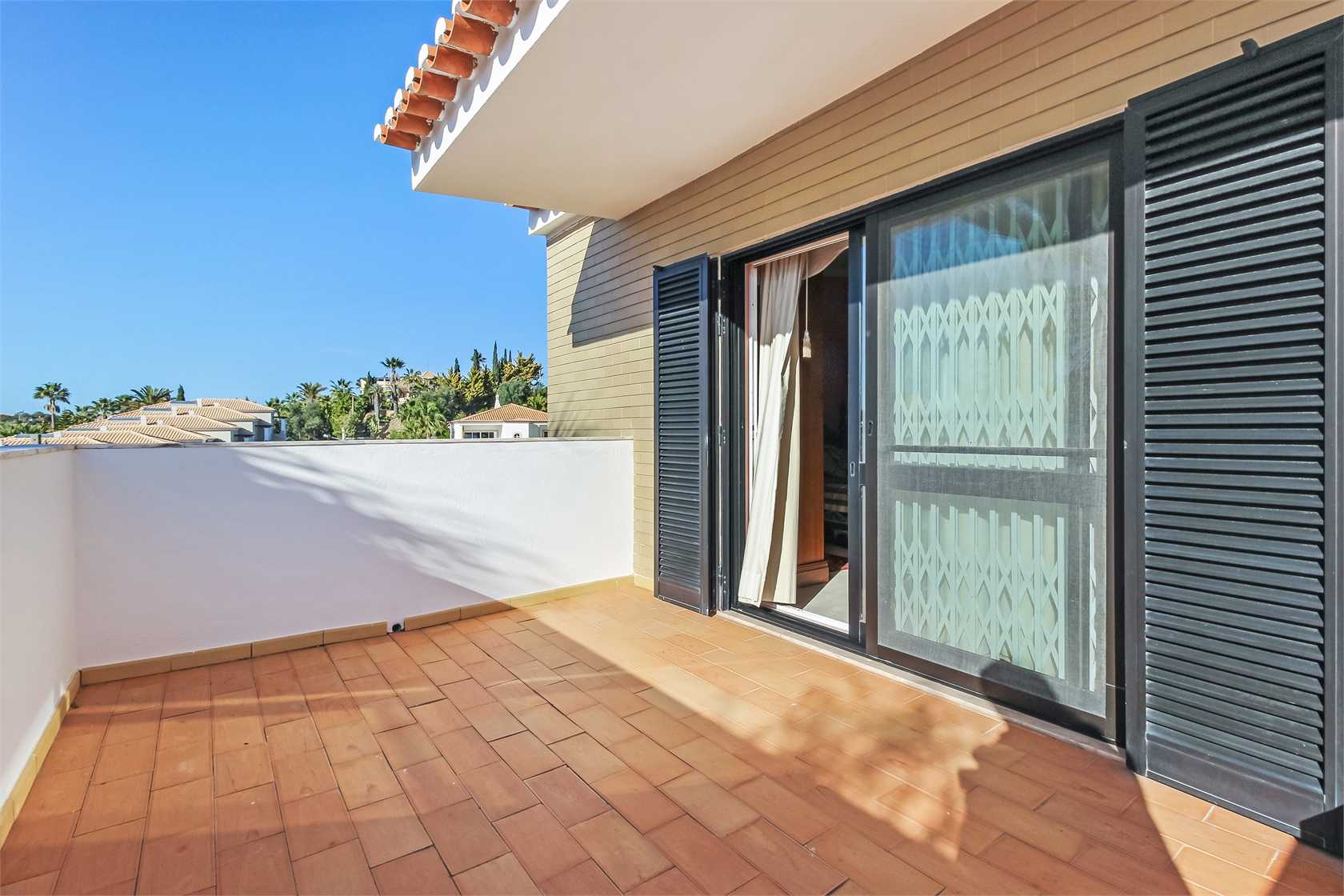 Condominium in Albufeira, Algarve 10071424
