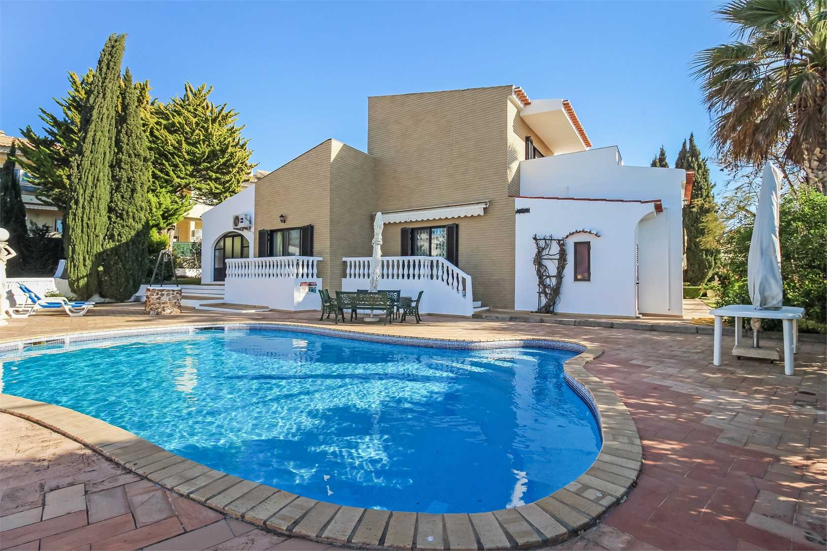 Condominium in Albufeira, Algarve 10071424