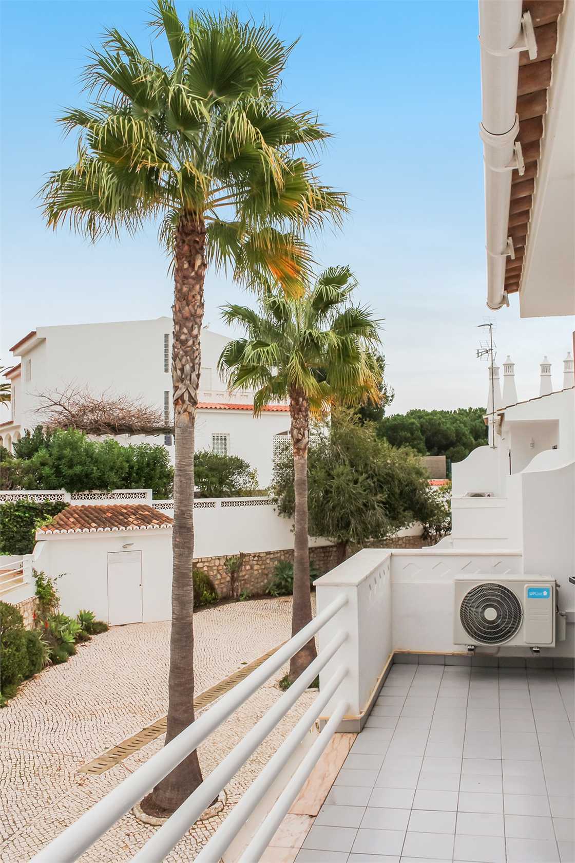 Condominium in Porches, Algarve 10071439