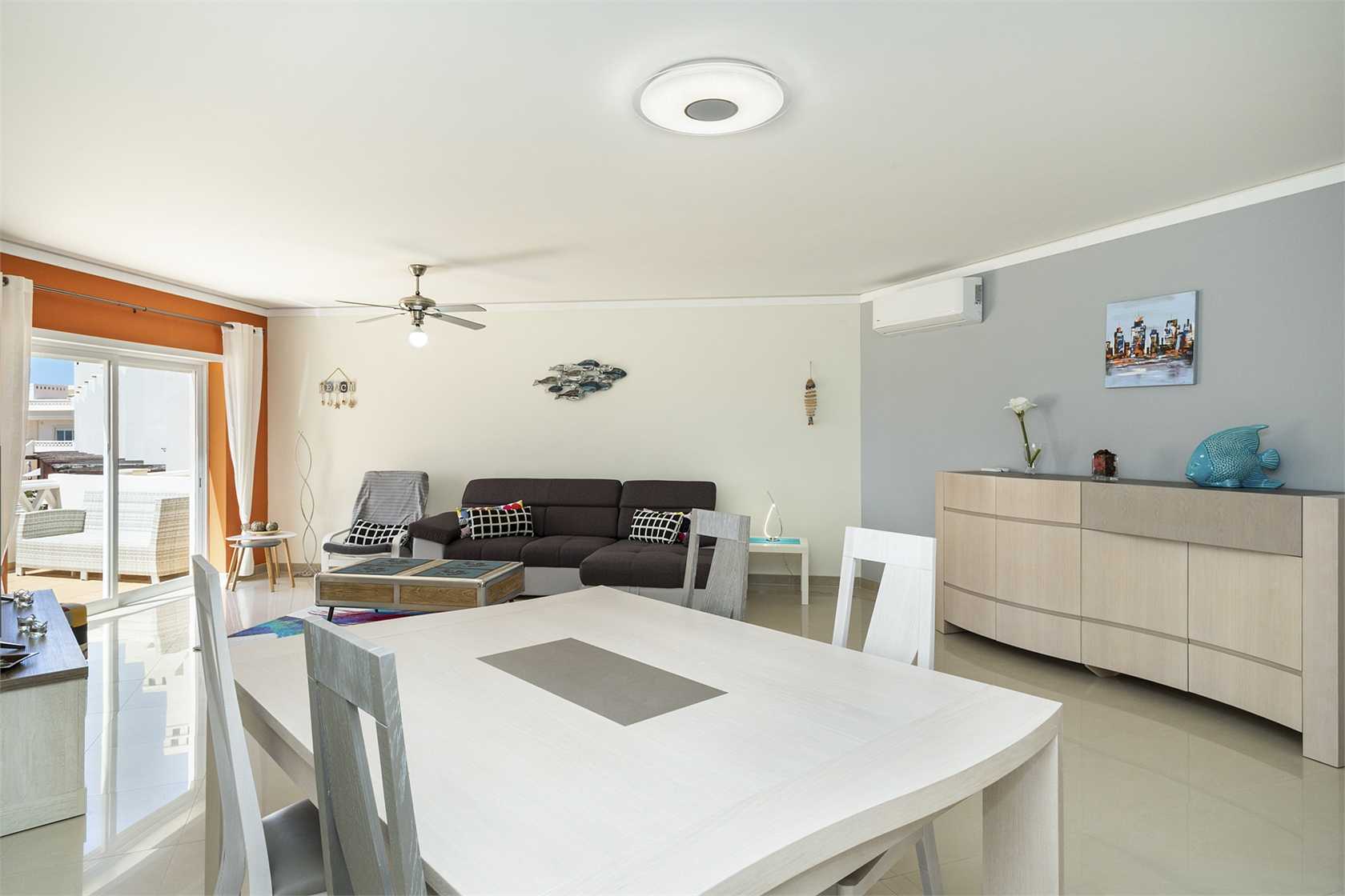 Condominium in Albufeira, Algarve 10071464