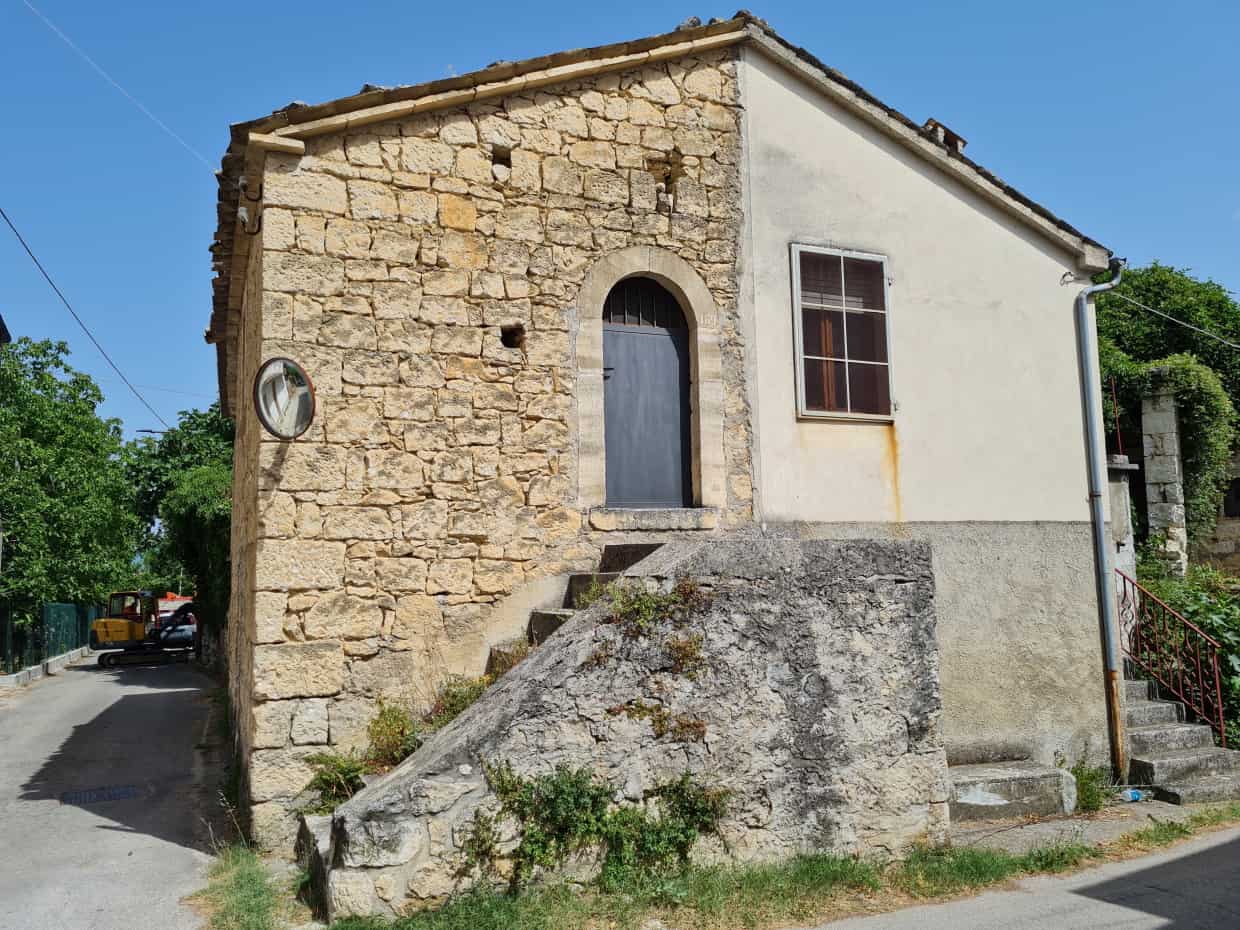 Condominium in Abbateggio, Abruzzo 10071533
