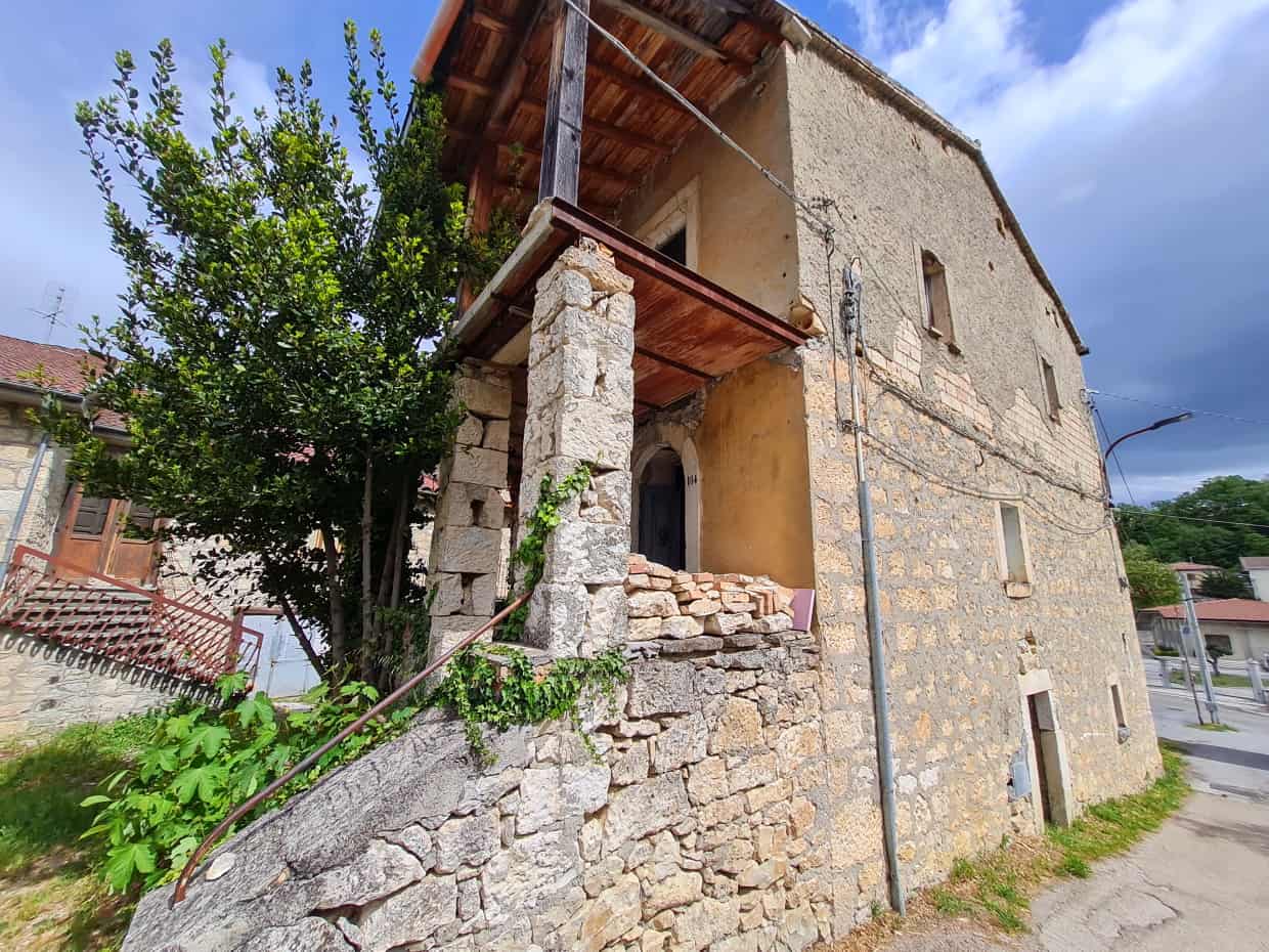 Ejerlejlighed i Roccamorice, Abruzzo 10071538
