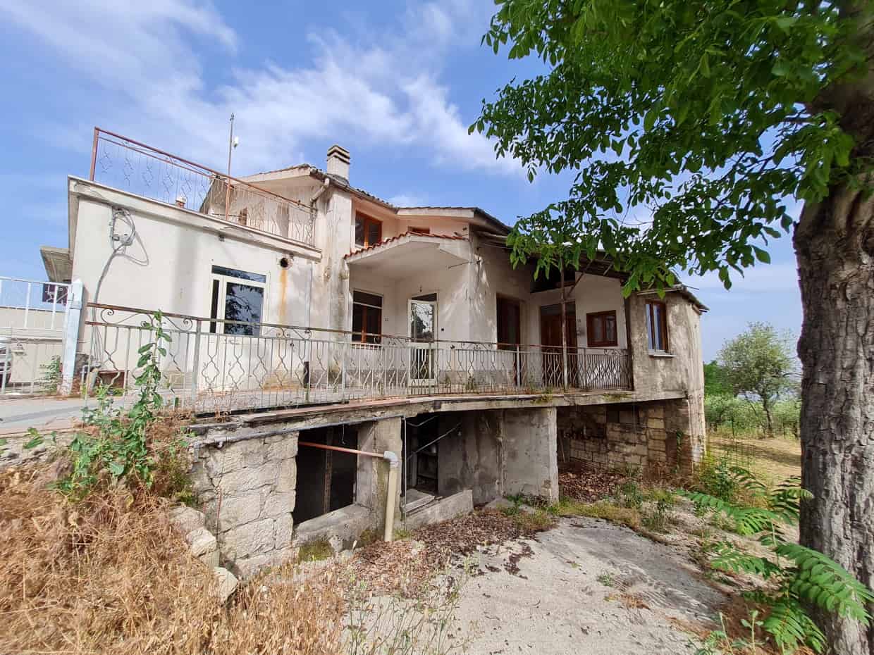 Condominio nel Abbateggio, Abruzzo 10071558