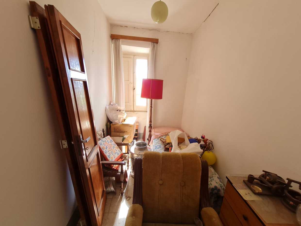 公寓 在 Alanno, Abruzzo 10071562