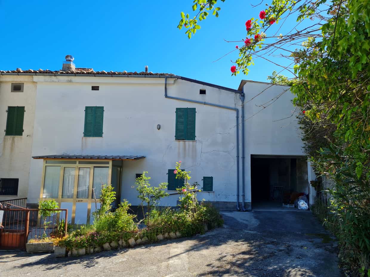 Land in Manoppello, Abruzzo 10071568