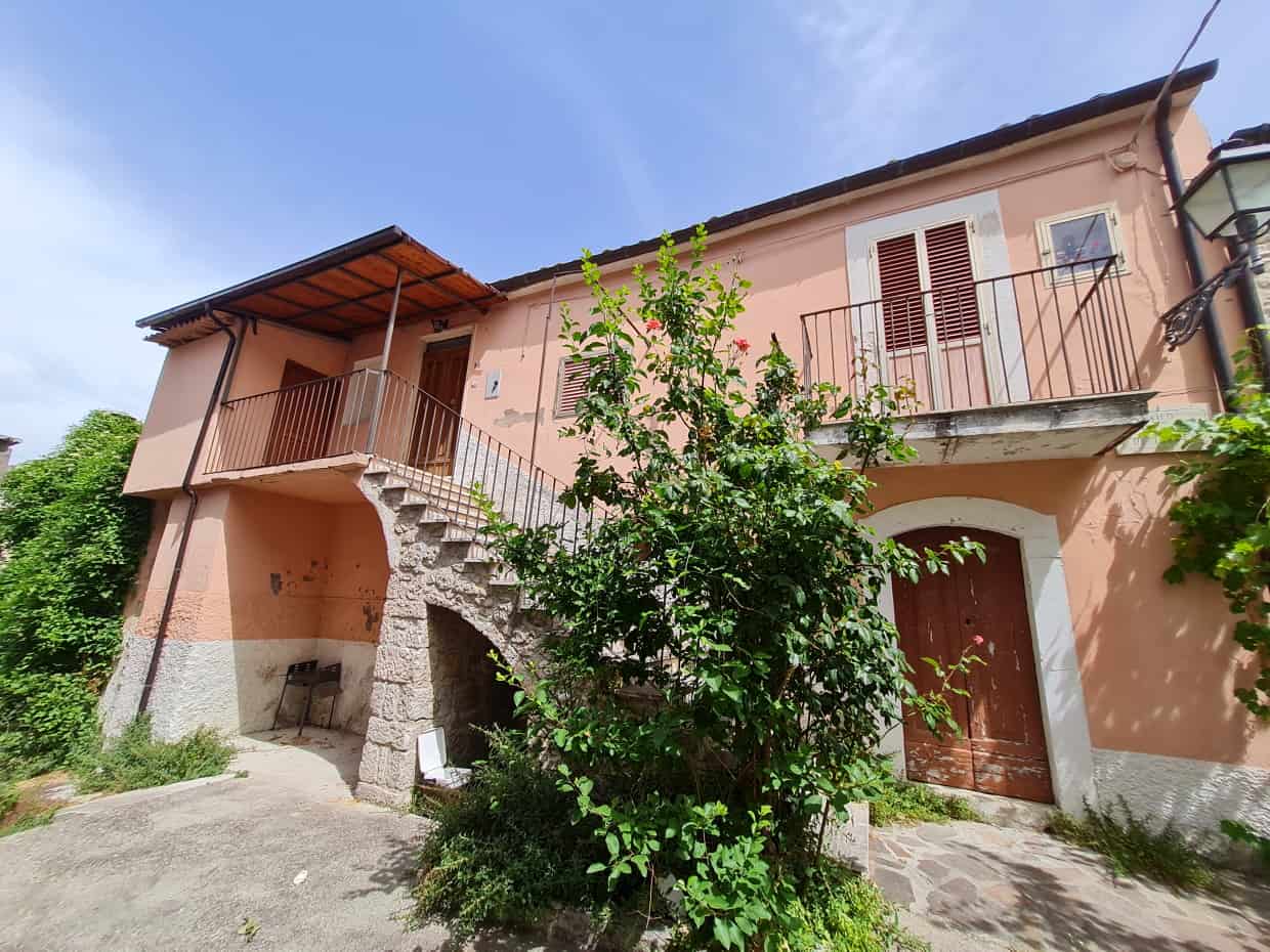 Eigentumswohnung im Roccamorice, Abruzzo 10071571