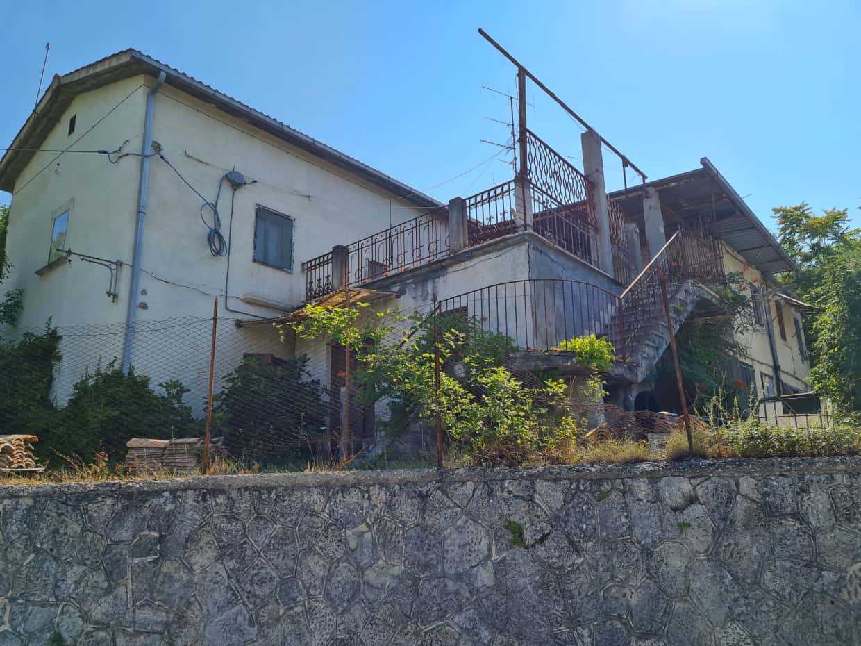Condominio nel Abbateggio, Abruzzo 10071574