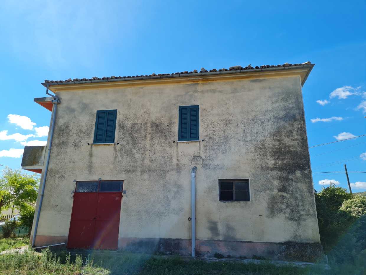 Condominio en Alanno, Abruzzo 10071578