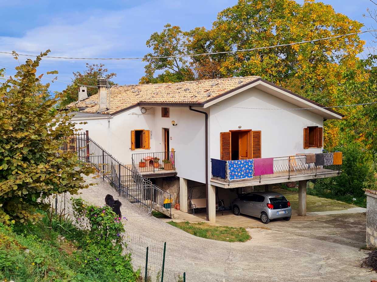 Condominium in Abbateggio, Abruzzo 10071580