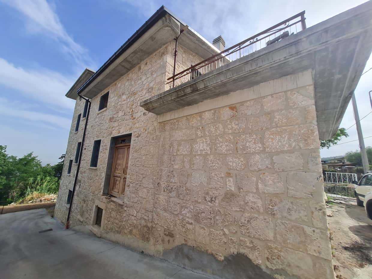 קוֹנדוֹמִינִיוֹן ב Roccamorice, Abruzzo 10071587