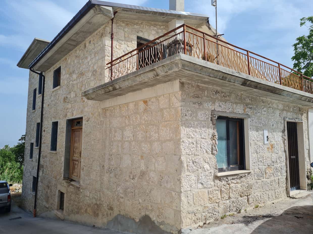 Condominio en Abbateggio, Abruzzo 10071587