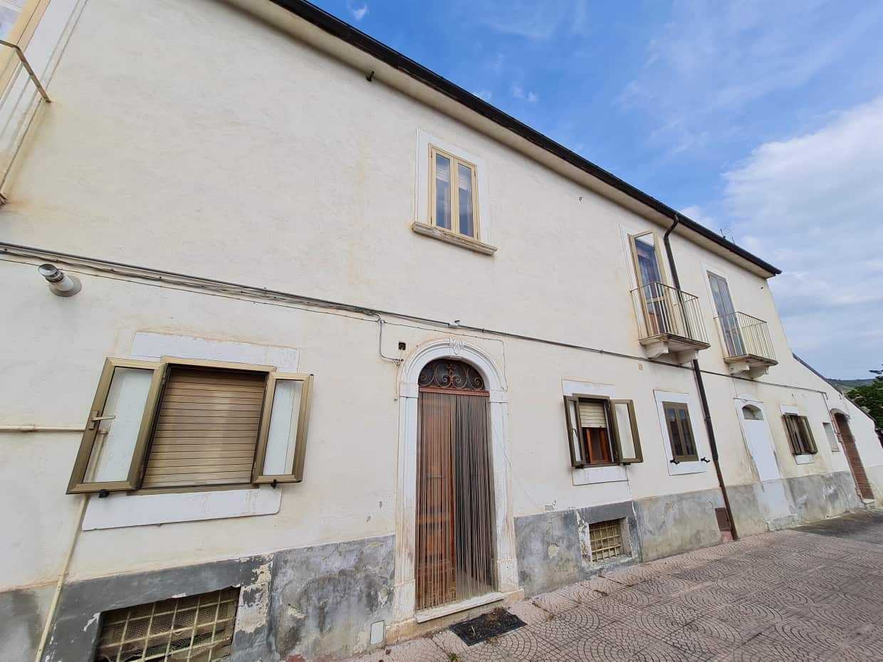 House in Vittorito, Abruzzo 10071592