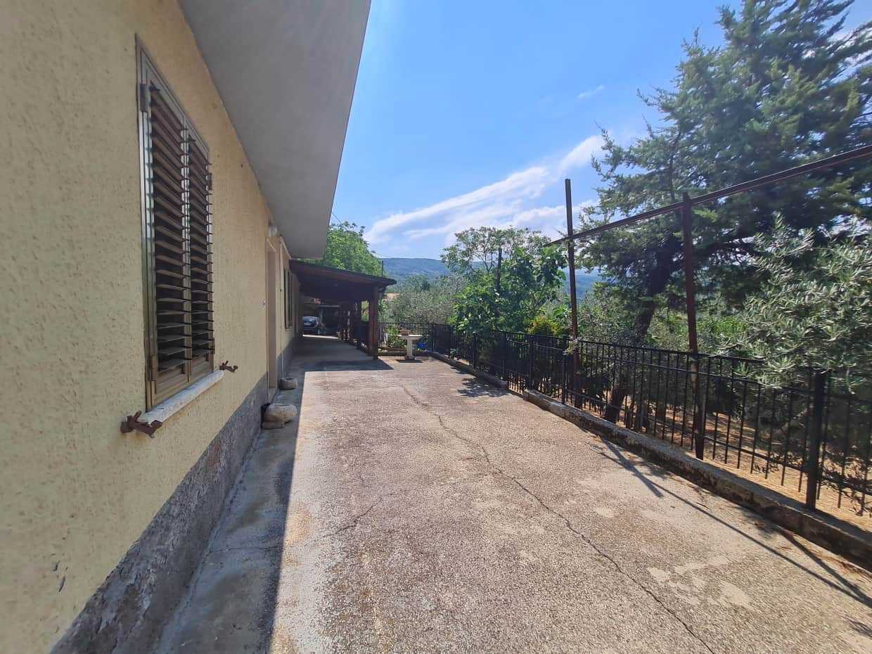 casa en Lettomanoppello, Abruzzo 10071596