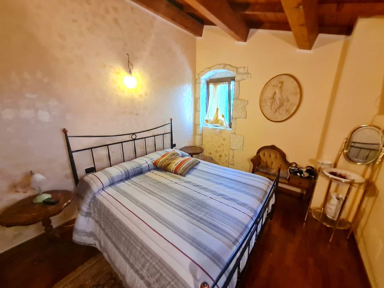 σπίτι σε Roccamorice, Abruzzo 10071598