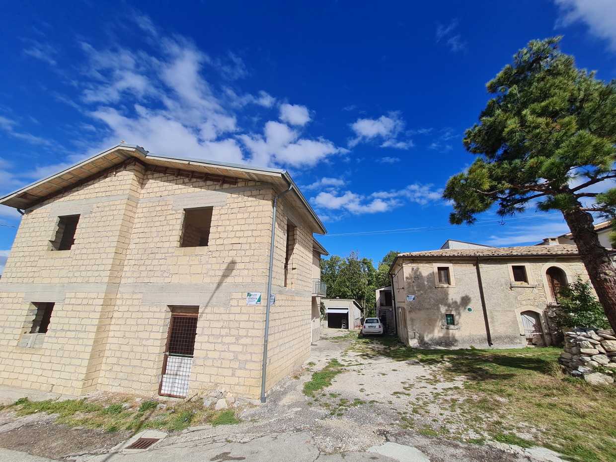 Perindustrian dalam Caramanico Terme, Abruzzo 10071601