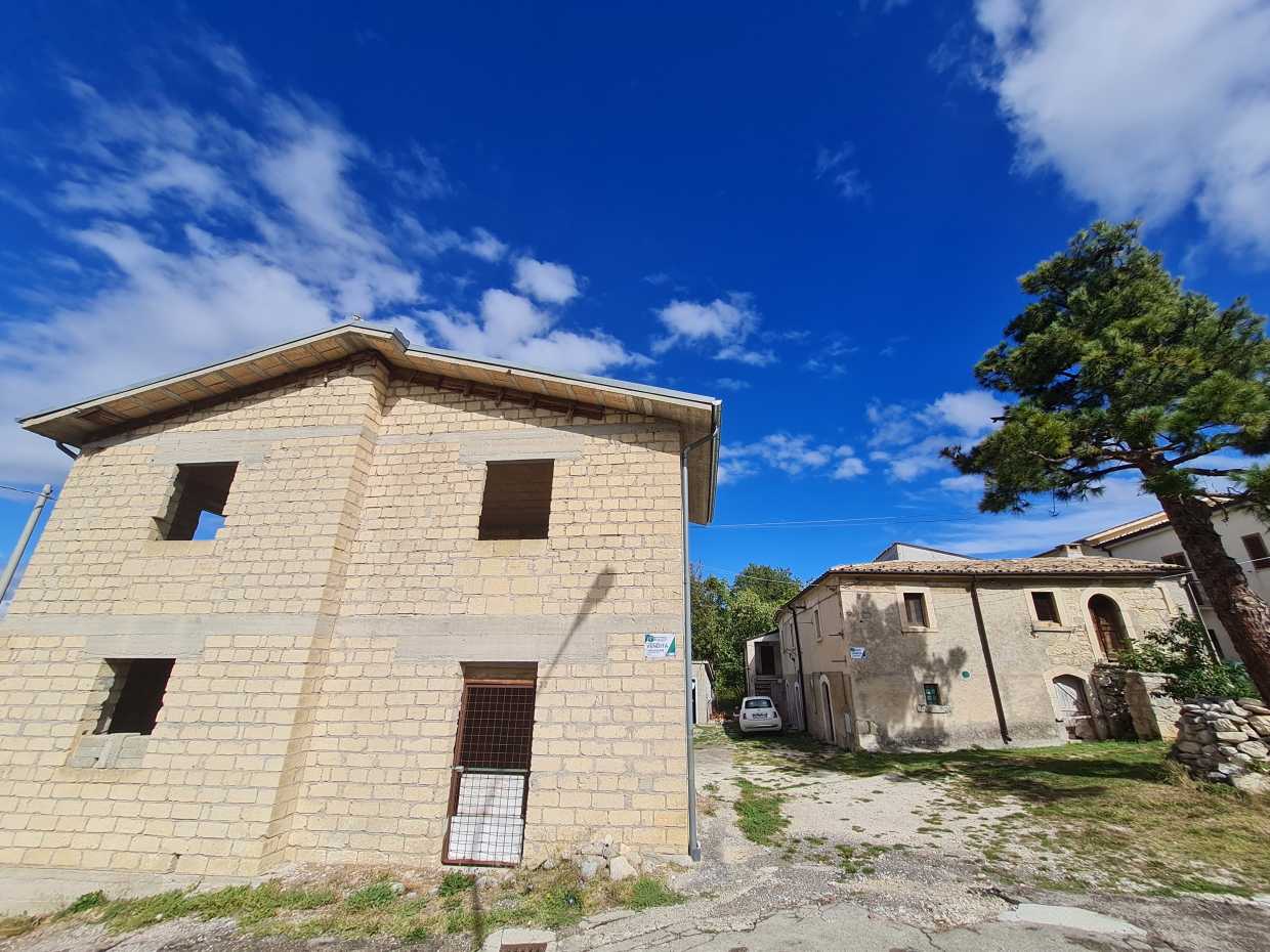 Perindustrian dalam Caramanico Terme, Abruzzo 10071601