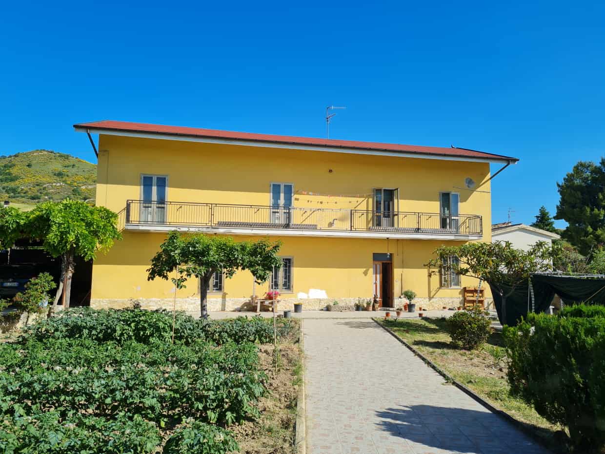 Résidentiel dans Cugnoli, Abruzzo 10071605