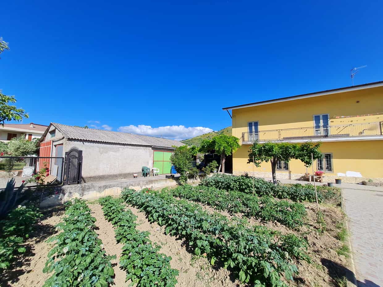 Condominium in Cugnoli, Abruzzo 10071605