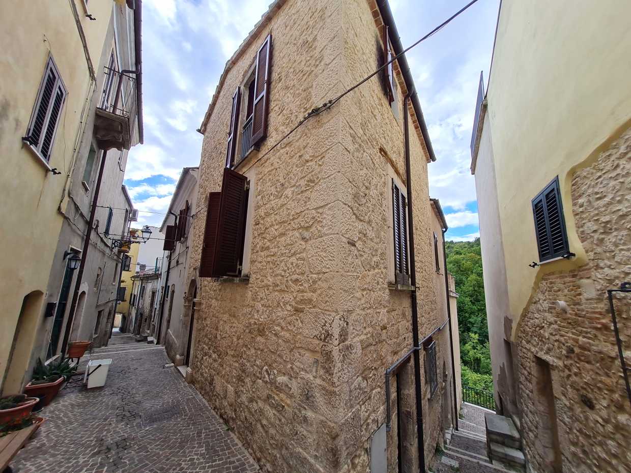 Condominium in Abbateggio, Abruzzo 10071607
