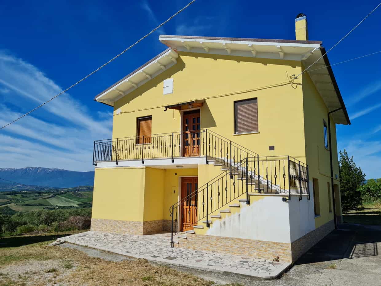 Hus i Nocciano, Abruzzo 10071609