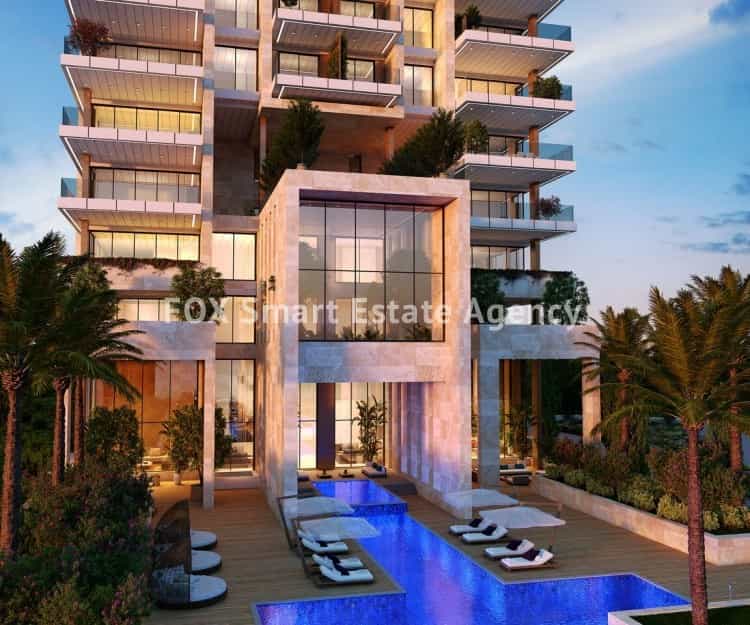 Condominium in Amathounta, Limassol 10071854