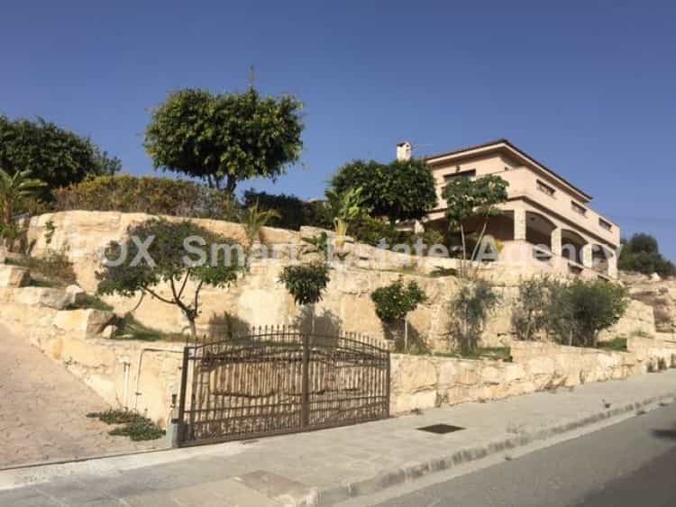 بيت في Agia Paraskevi, Limassol 10072339