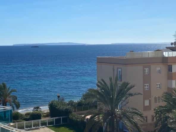 Condominium in Ibiza, Balearic Islands 10072421