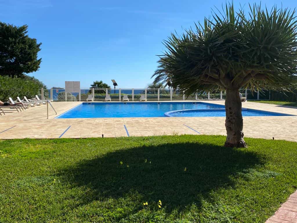 Condominium dans Ibiza, les Îles Baléares 10072502