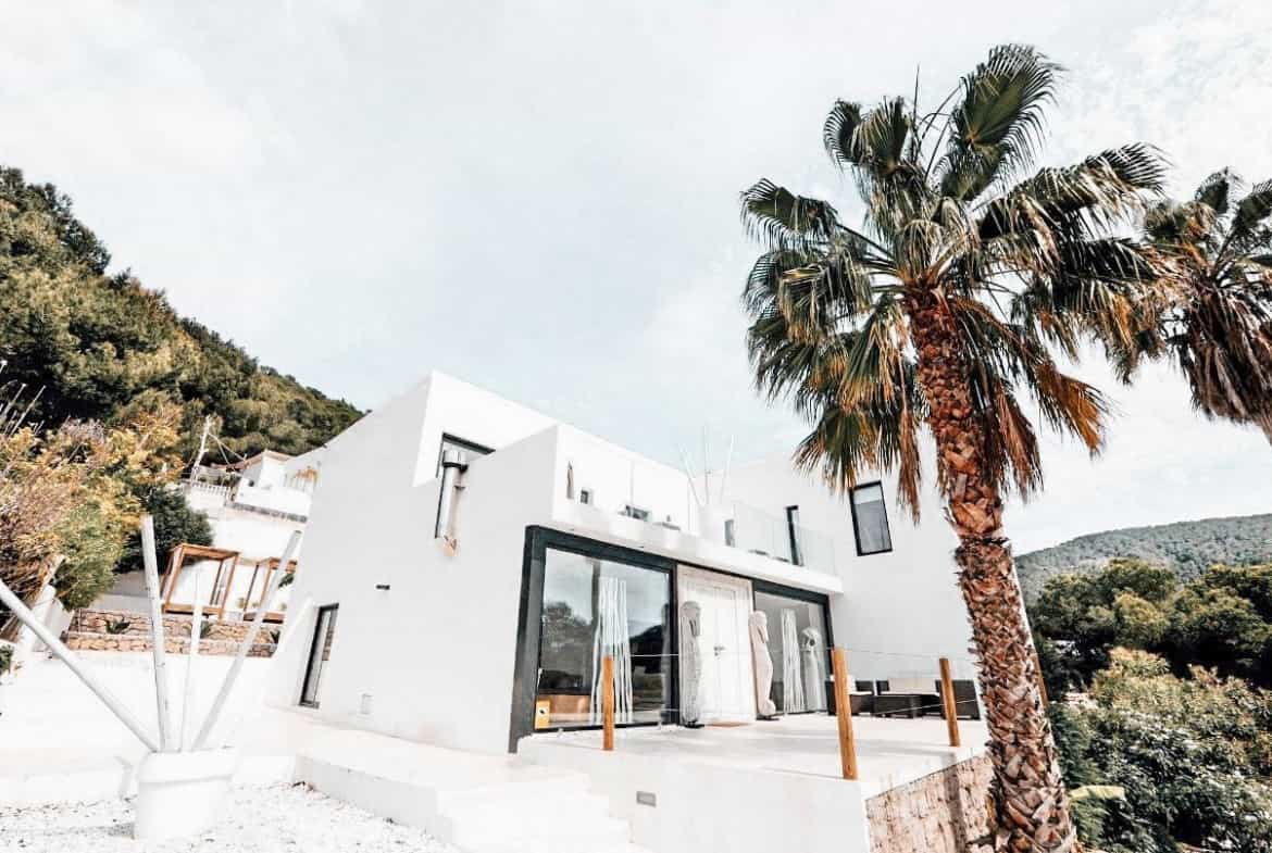 House in Santa Eulalia del Rio, Balearic Islands 10072572