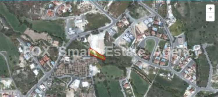 Tanah dalam Agios Tychon, Larnaka 10072606