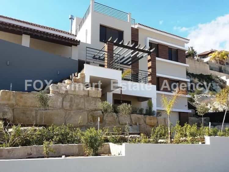 Haus im Agios Tychon, Larnaka 10072706