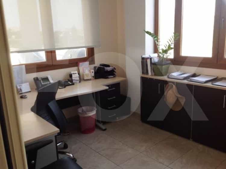 Kantor di Limassol, Limassol 10072933