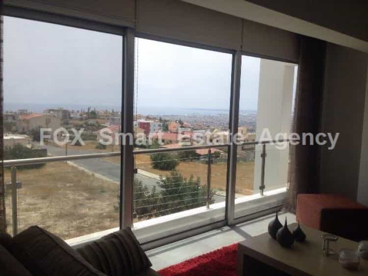 Condominio nel Agia Filaxi, Limassol 10073441