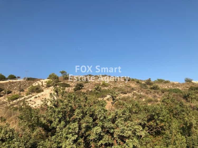 Tanah dalam Pyrgos, Larnaka 10073830