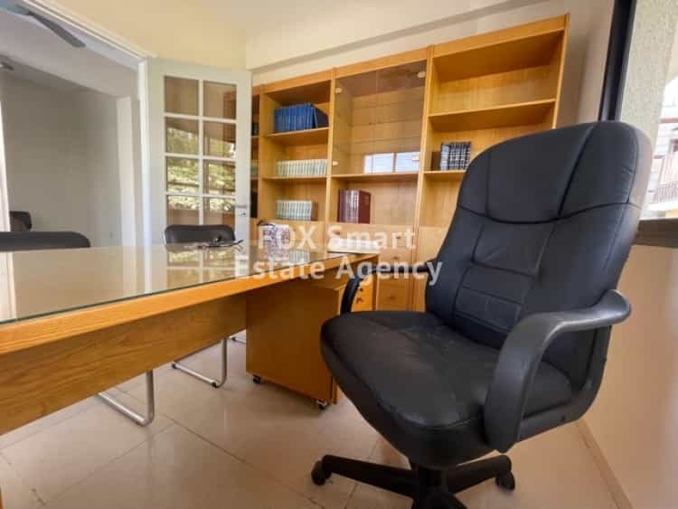 Офіс в Agios Nektarios, Limassol 10074196