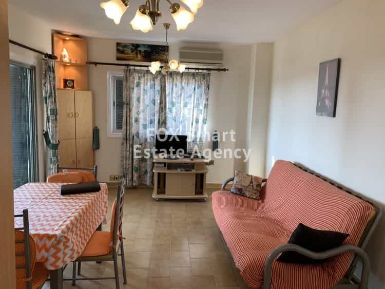 Condominium in Agios Tychon, Larnaca 10074522