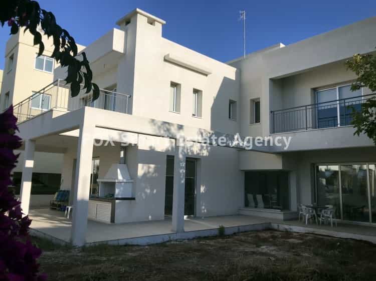 loger dans Zakaki, Limassol 10074861