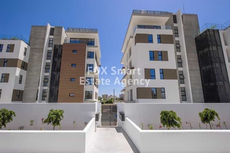 公寓 在 Agios Athanasios - Tourist, Limassol 10075226