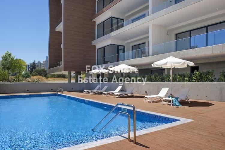 公寓 在 Agios Athanasios - Tourist, Limassol 10075226