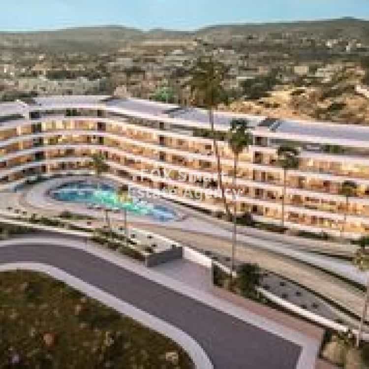 Condominium in Agios Athanasios, Limassol 10075984