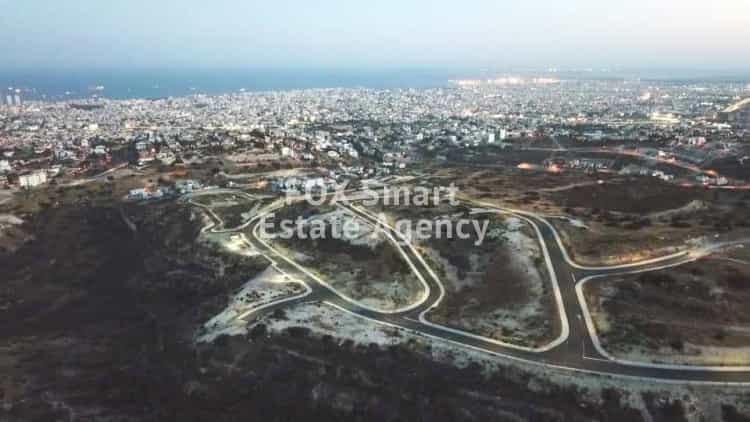 Tanah di Agios Athanasios, Lemesos 10076118